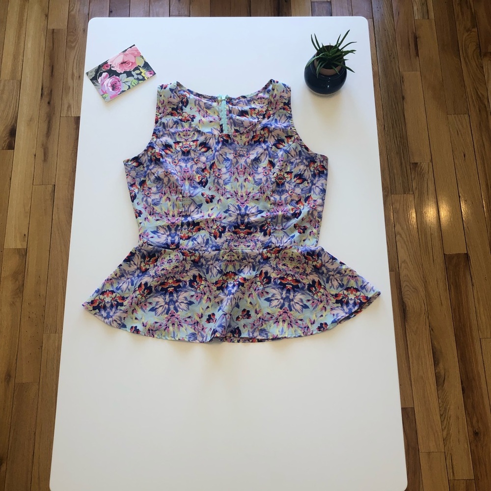 Floral, sleeveless, peplum blouse